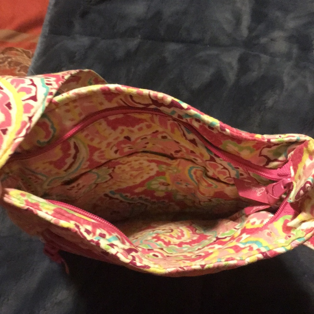 NEW — Vera Bradley Paisley Cross Body Purse - Picture 2 of 8
